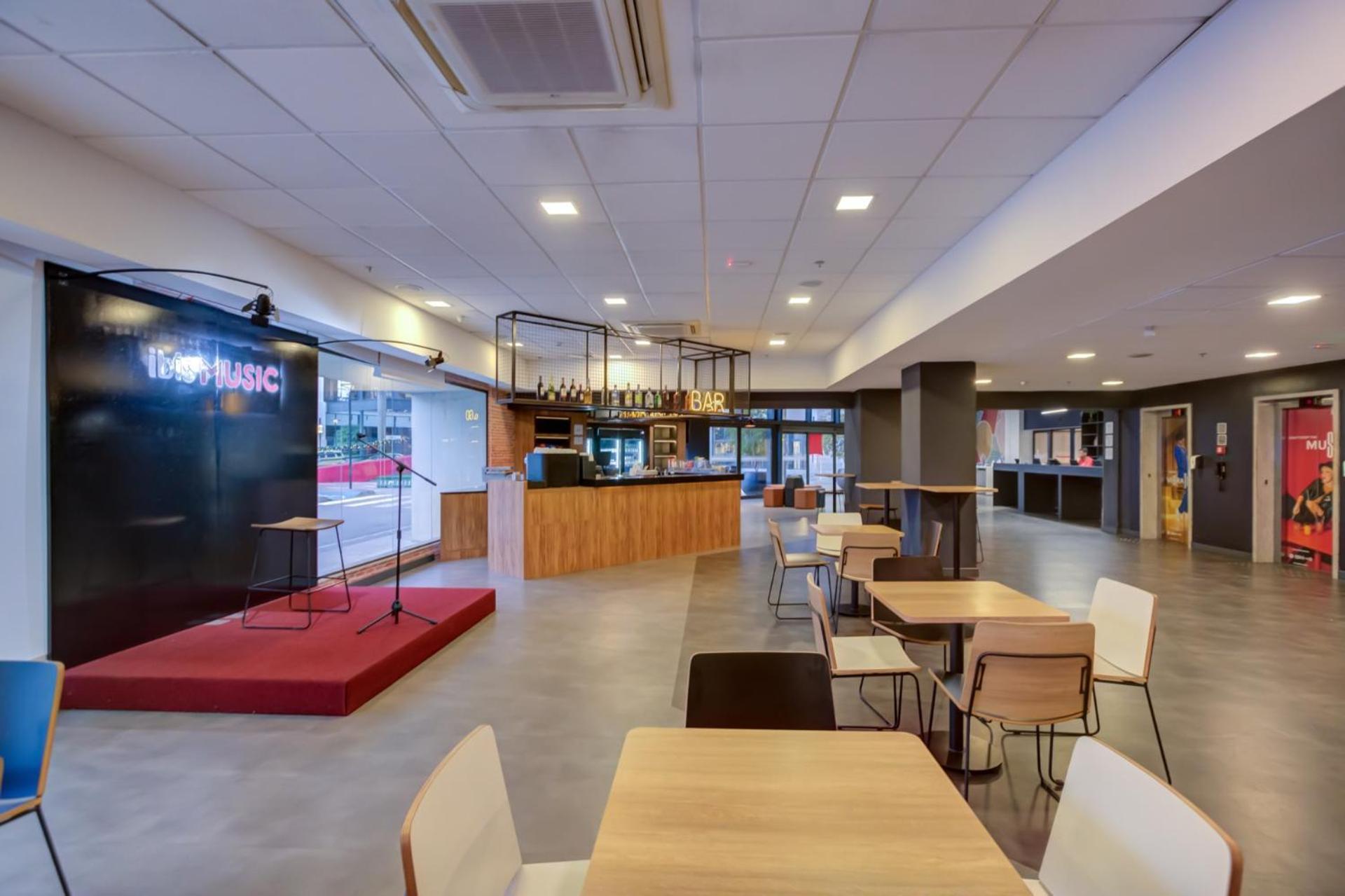 Ibis Budget Rio De Janeiro Nova America エクステリア 写真