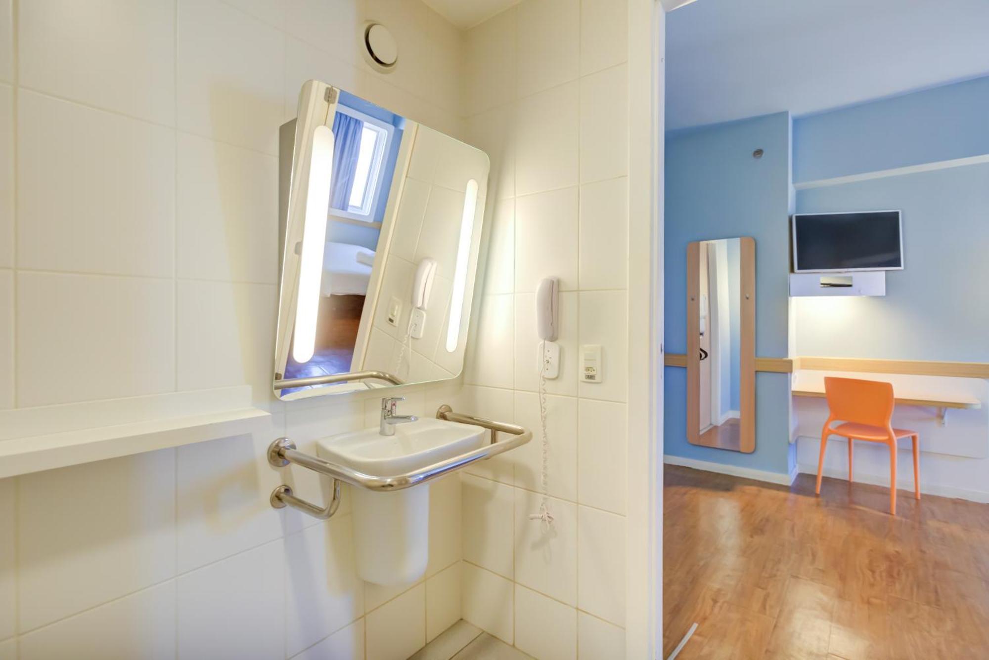 Ibis Budget Rio De Janeiro Nova America エクステリア 写真